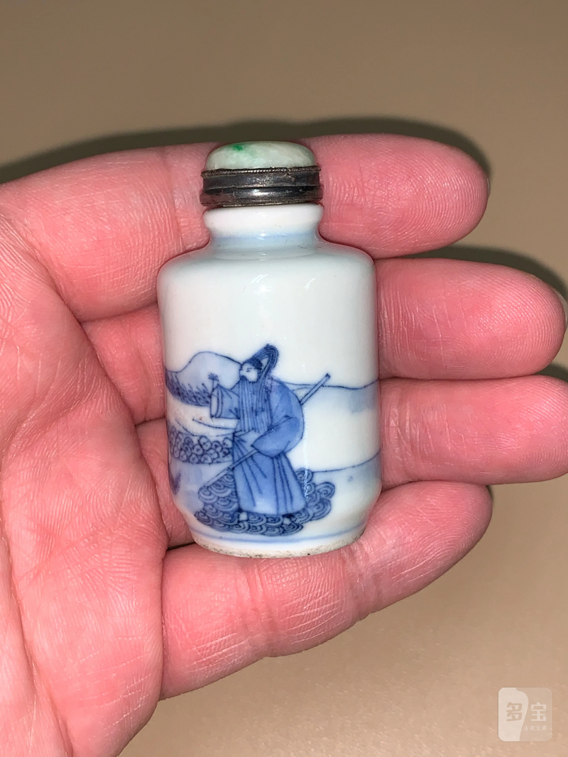 清中期 青花釉里红铁莲花故事鼻烟壶 - 图4